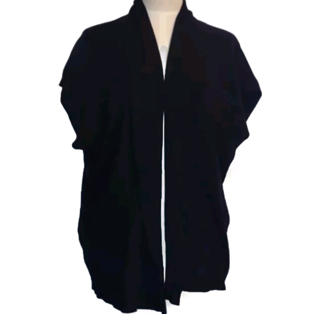 David and Young Short Sleeve Textured Shawl One Size Fits Most Black